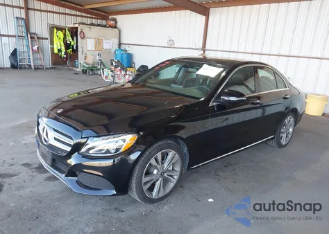 2018 Mercedes-Benz C 300 из США, поврежденный, VIN 55SWF4JB2JU276911